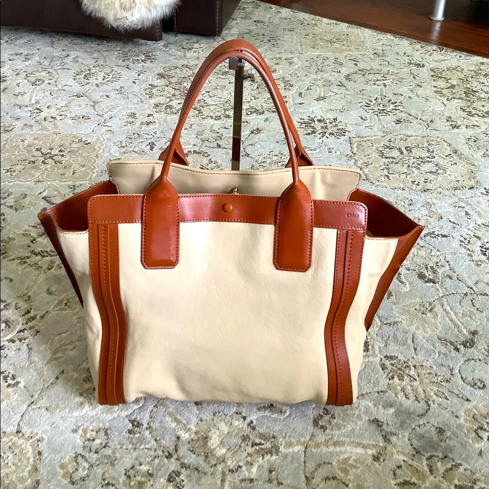 Lovely CHLOE Leather Tote